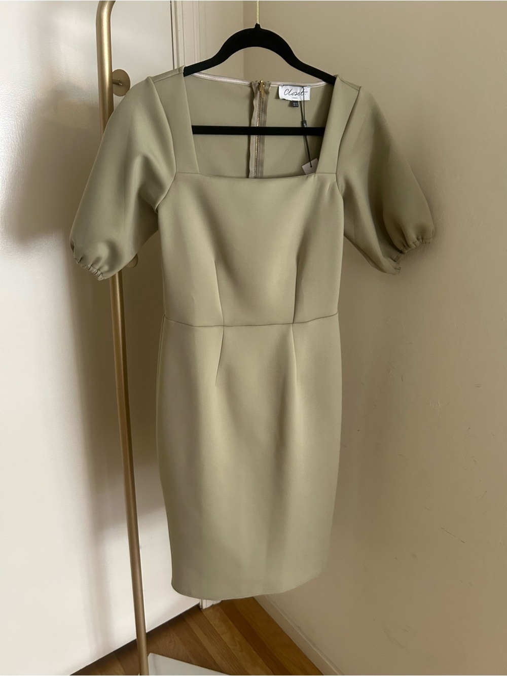 Closet London Sage Green Puff Sleeve Midi Dress NWT Size US 8